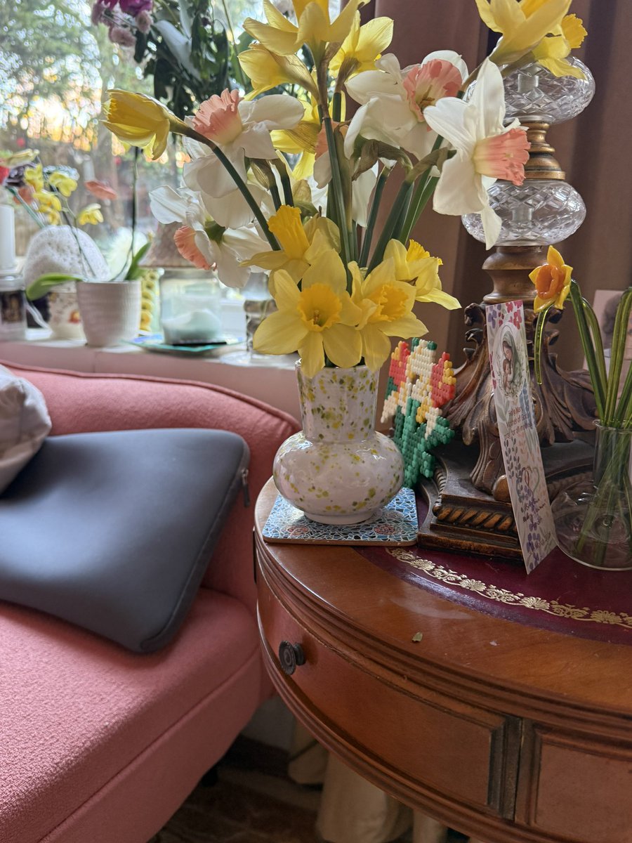 Edward Lewis tweet media