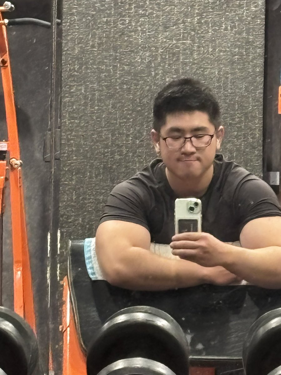 今天是愚人節啊～來呀，互相傷害呀😂