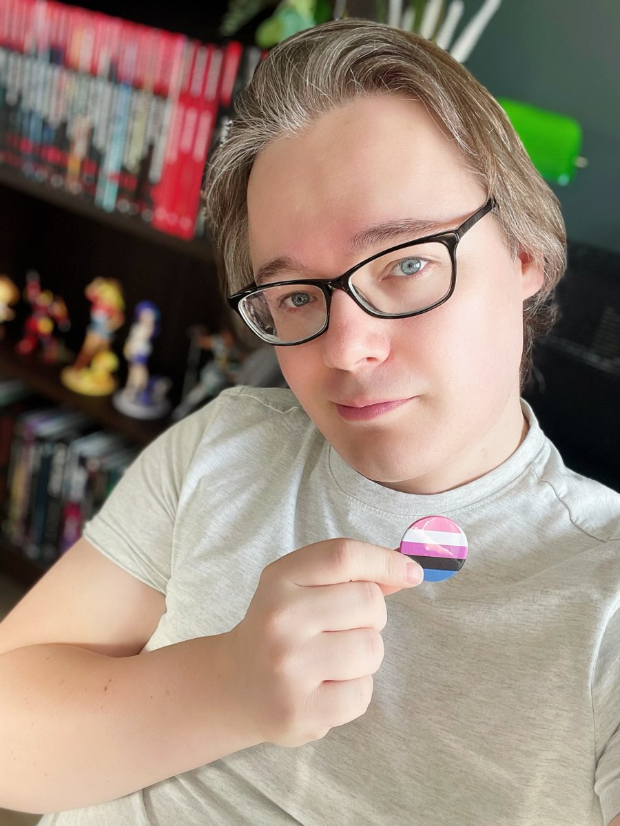 Mara Holmes tweet media