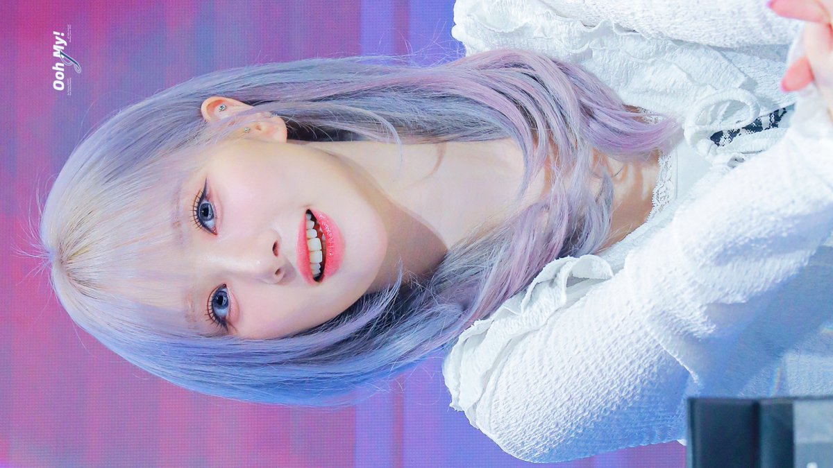 oohmy_jiwoo's tweet photo. 행복하다면 고개를 끄덕여주세요ෆ⸒⸒

#은하 #EUNHA #여자친구 #GFRIEND #비비지 #VIVIZ 
#AprilFoolsDay https://t.co/NRPQSF0gAS