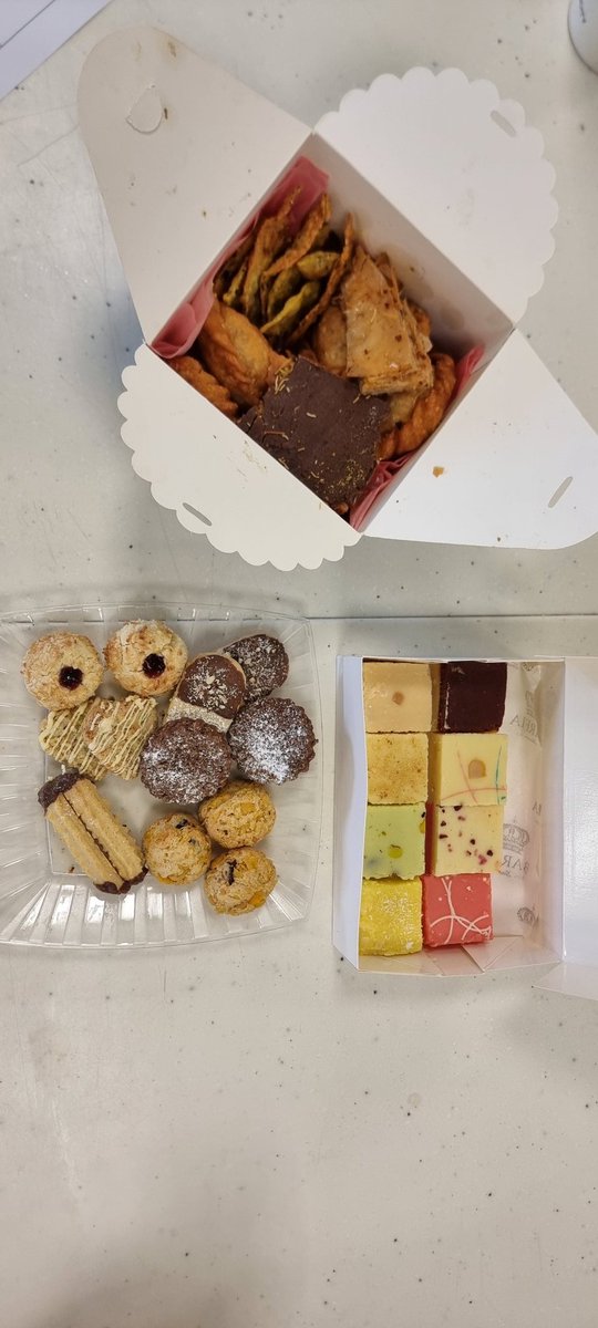 So many beautiful Eid treats today from my colleagues. Thank you very much 😊 that 2kg I lost will be back on in no time 🤣🤣

#RamadanMubarak    #Eid2025 #FirstTimer #ThankYou