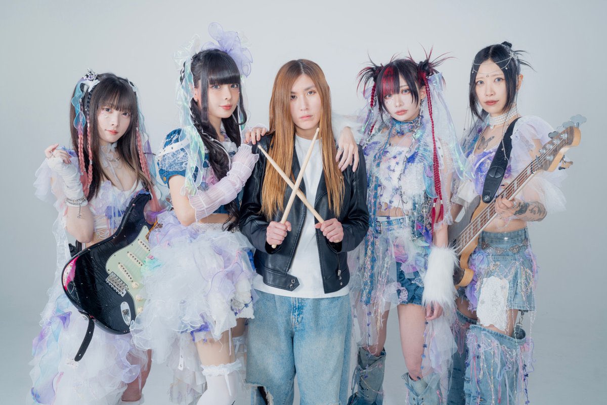✟椎名ひかり✟ぴ様? (@Pikarin_shiina) / X