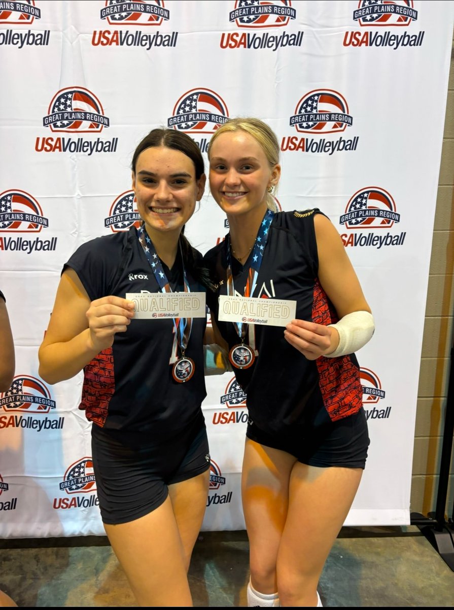 18s Nationals bid ✅️
Congratulations, <a href="/kamasloskie/">Kaylee</a> &amp; <a href="/Abreeplueger/">Abree</a> !