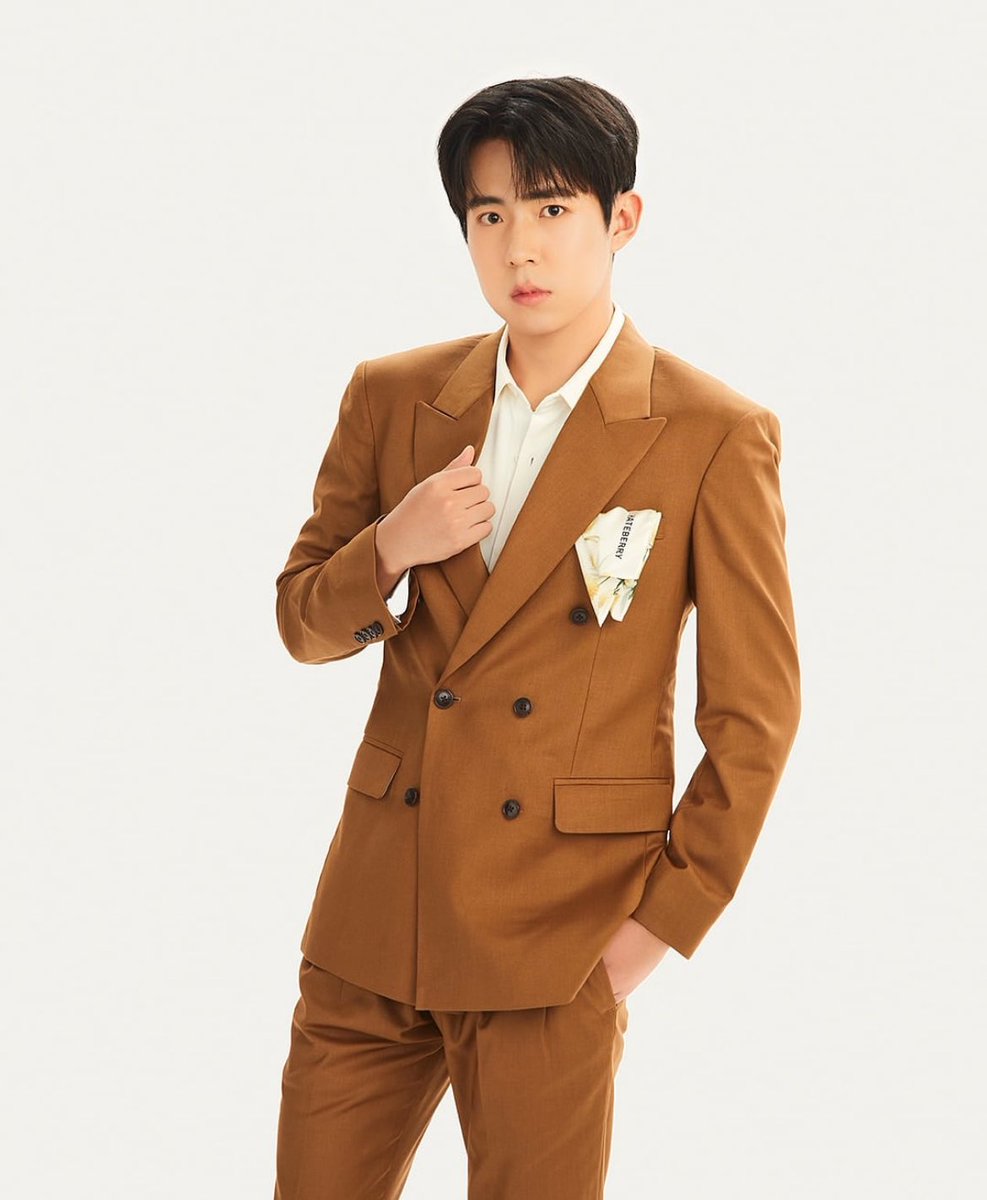 BeBeeluvIsBanky's tweet image. น้องแดนลูกกกกก หล่อมากกกก 

Scarf 💐

Whisper of Mimosa💐 สัมผัสความผ่อนคลายอันเป็นนิรันดร์ ด้วยกลิ่นหอมอ่อนโยนราวกับเสียงกระซิบที่นุ่มนวล

Drifting away in the timeless embrace of mimosa flower

#WhisperofMimosa #PerfumeReedDiffuser #ก้านไม้หอมปรับอากาศ #Hateberryscent