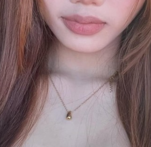 cxsaven's tweet photo. couple necklaces are so sweet (she took the pic of me...obviously...#notaphotographer) https://t.co/rGigw6Xbd5