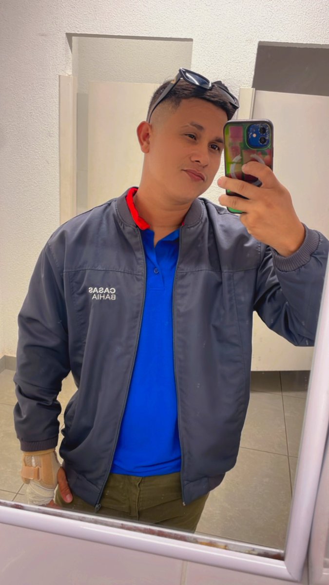1ElkanFps tweet media