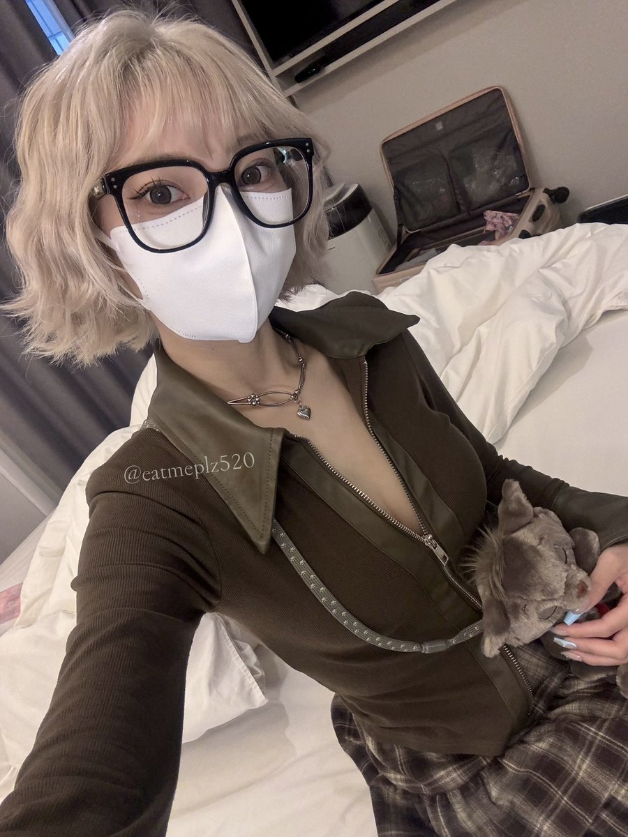 感覺男生看不懂

#OOTD  ⊹₊｡ꕤ˚₊⊹