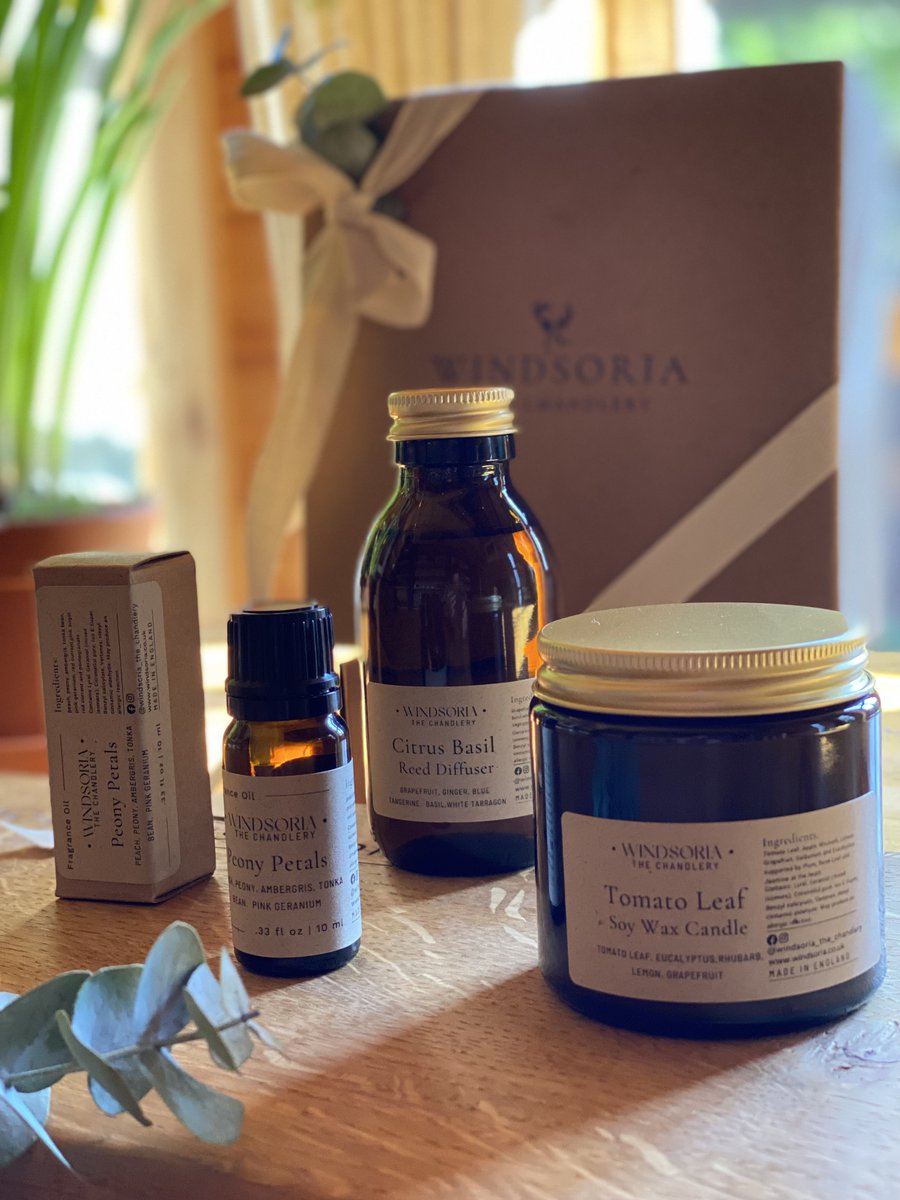 Aromatic Trio Gift set 

Delight your senses  with our luxurious Scented Trio Gift Set, featuring a beautifully  curated selection of fragrances to create a warm and inviting  atmosphere.

windsoria.co.uk/products/trio-…