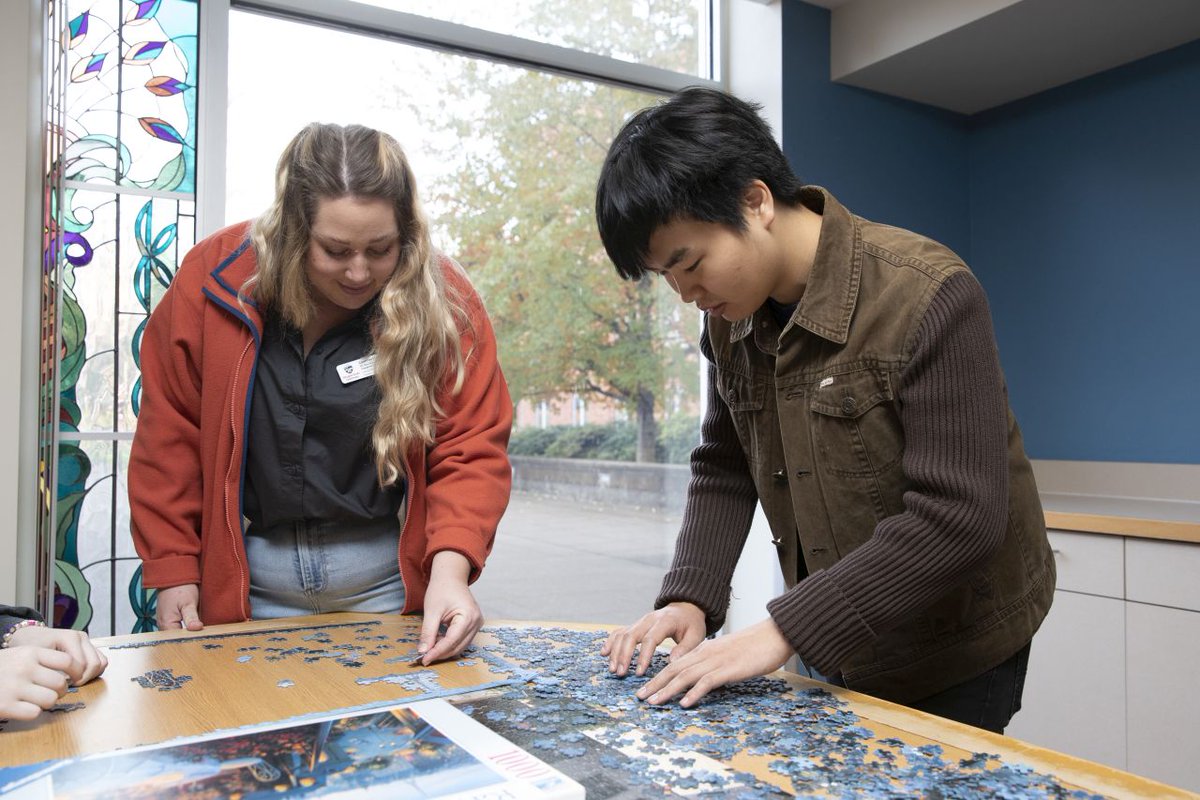 Welcome to spring, HC beavs! Good luck this term and check out these opportunities.
Read the full Monday Message here: beav.es/Ncu