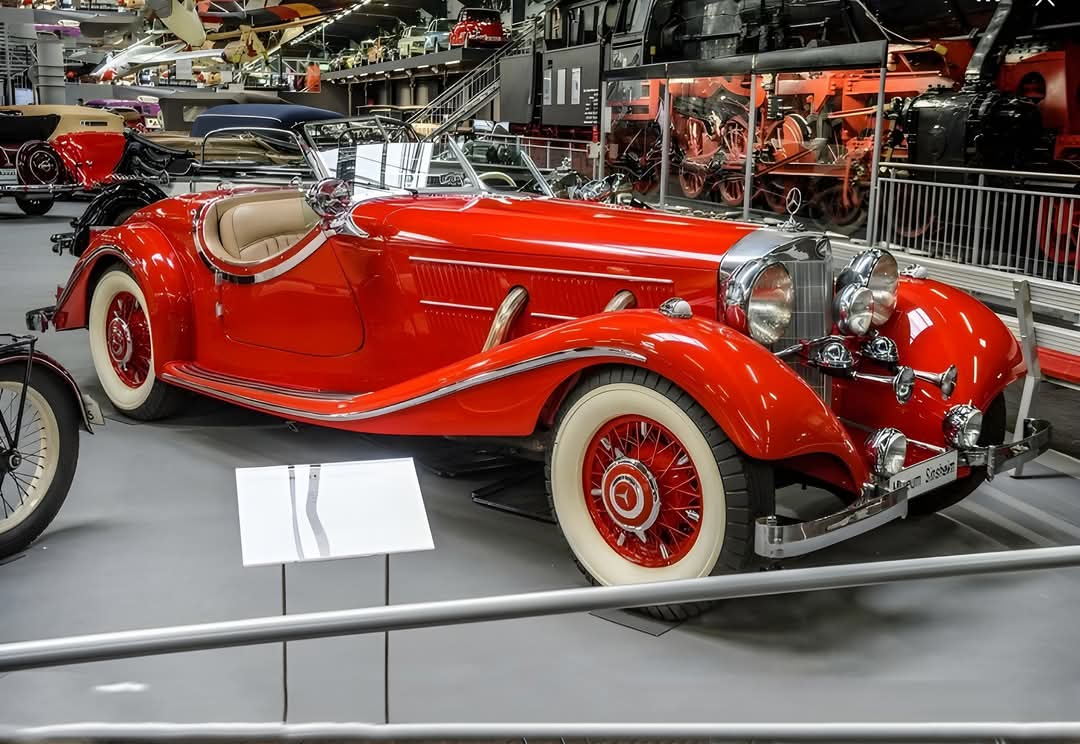 1938 Mercedes-Benz 540 K Special Roadster in Sinsheim Museum Germany 🇩🇪

The Mercedes-Benz 540 K was a legend of its day. Together with its precursor, the 500 K, the two models underpinned the Stuttgart marque’s driver-orientated luxury portfolio throughout the 1930s. Indeed, the