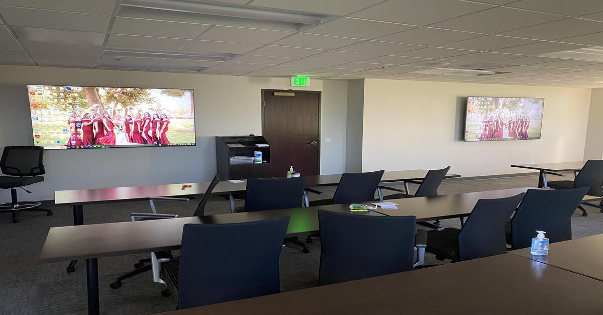 clickprotech's tweet image. Conference room upgrade complete!
State Farm, Laguna Hills, CA
Dual TV display and data cabling installation for a seamless presentation experience. #ITSetup #ConferenceRoomTech #DataCabling