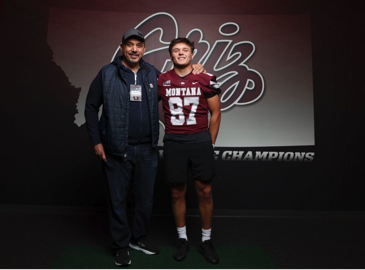 Logan Humphrey (@loganhumphrey87) on Twitter photo Thank you so much <a href="/MontanaGrizFB/">Montana Griz Football</a> for an amazing Junior Day! I had a great time taking a look at the facilities and learning more about the program! <a href="/Coach_Hauck/">Coach Bobby Hauck</a> <a href="/GrizCoachGreen/">Justin Green</a> <a href="/KeatonJ_3/">Keaton Johnson</a> <a href="/levi_wesche/">Levi Wesche</a> <a href="/hawkfb_bhs/">Hawk Football</a> Thank you so much <a href="/MontanaGrizFB/">Montana Griz Football</a> for an amazing Junior Day! I had a great time taking a look at the facilities and learning more about the program! <a href="/Coach_Hauck/">Coach Bobby Hauck</a> <a href="/GrizCoachGreen/">Justin Green</a> <a href="/KeatonJ_3/">Keaton Johnson</a> <a href="/levi_wesche/">Levi Wesche</a> <a href="/hawkfb_bhs/">Hawk Football</a>