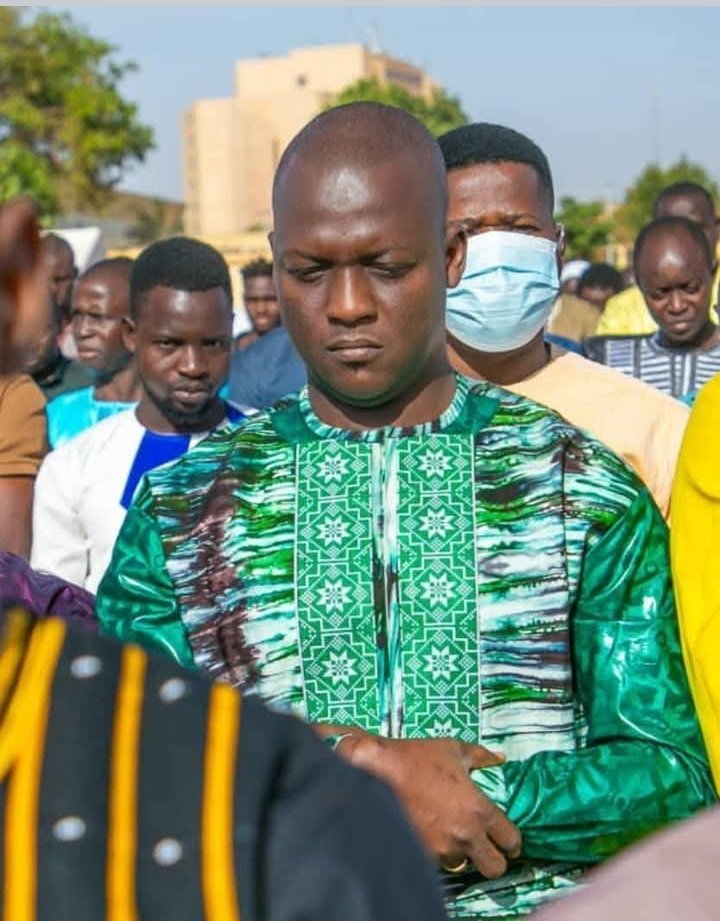 His Excellency Captain Ibrahim Traore, President of Burkina Faso, performed this morning, in Ouagadougou, the prayer marking the end of the month of Ramadan, Eid El-Fitr. 

Together with the Muslim community of his country, Captain Traore prayed for peace, prosperity, and social