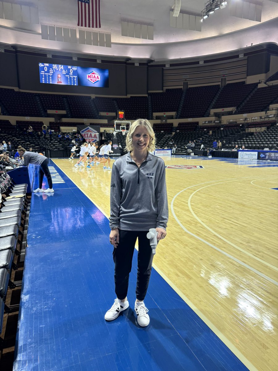 Today’s #NATM shoutout goes to our fearless leader Kristan Todd! This will be her second year as Head Athletic Trainer at WU. She passionately advocates for her student athletes and staff members!! She is a champion in healthcare keeping the WBB, Football, Golf teams healthy.