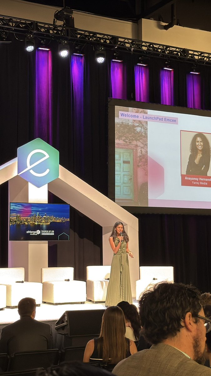 anathemarketer's tweet photo. March felt like a month of fully stepping into my feminine power.
From being invited as a #Techfluencer (yes, that’s a thing now) at a Philly conference to introducing phenomenal leaders on stage at @eMergeAmericas, to hearing the inspiring words of AI maverick Sol Rashidi at the Women’s Power Series, every moment was a reminder of the strength and impact we bring to the table.
Excited for what’s next! ✨