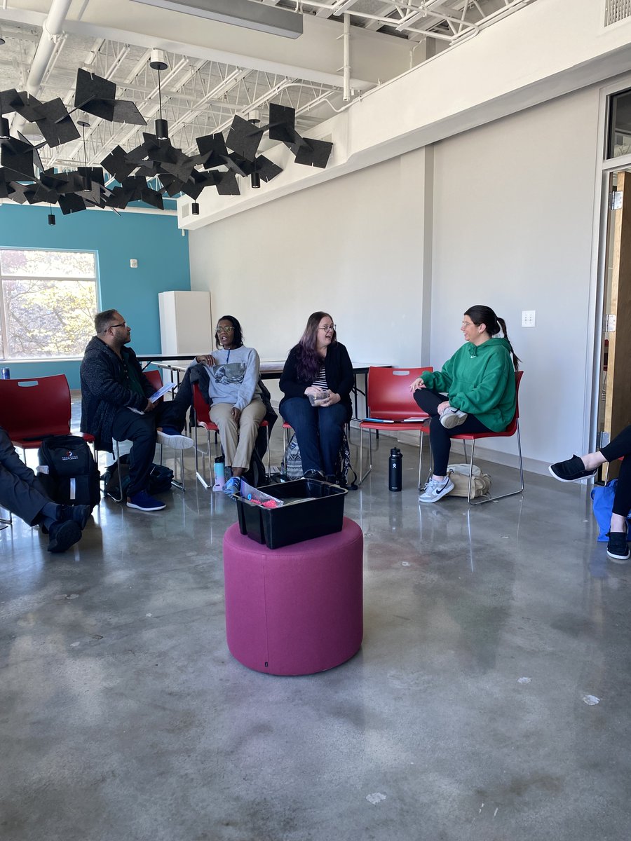 Lindsey Hayek tweet media