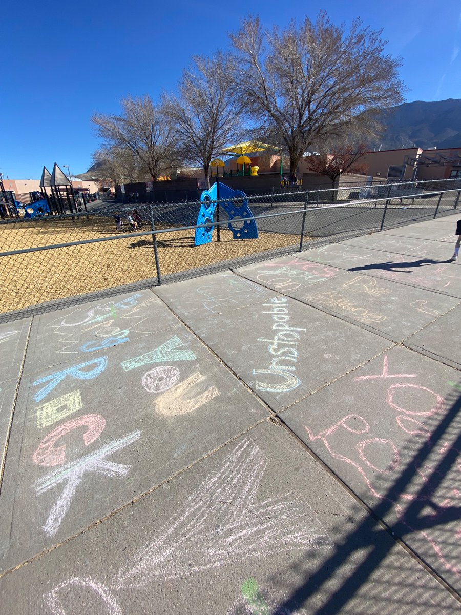 Thank you Soaring Eagles Club for spreading kindness by writing words of encouragement! What a great way to start the day!