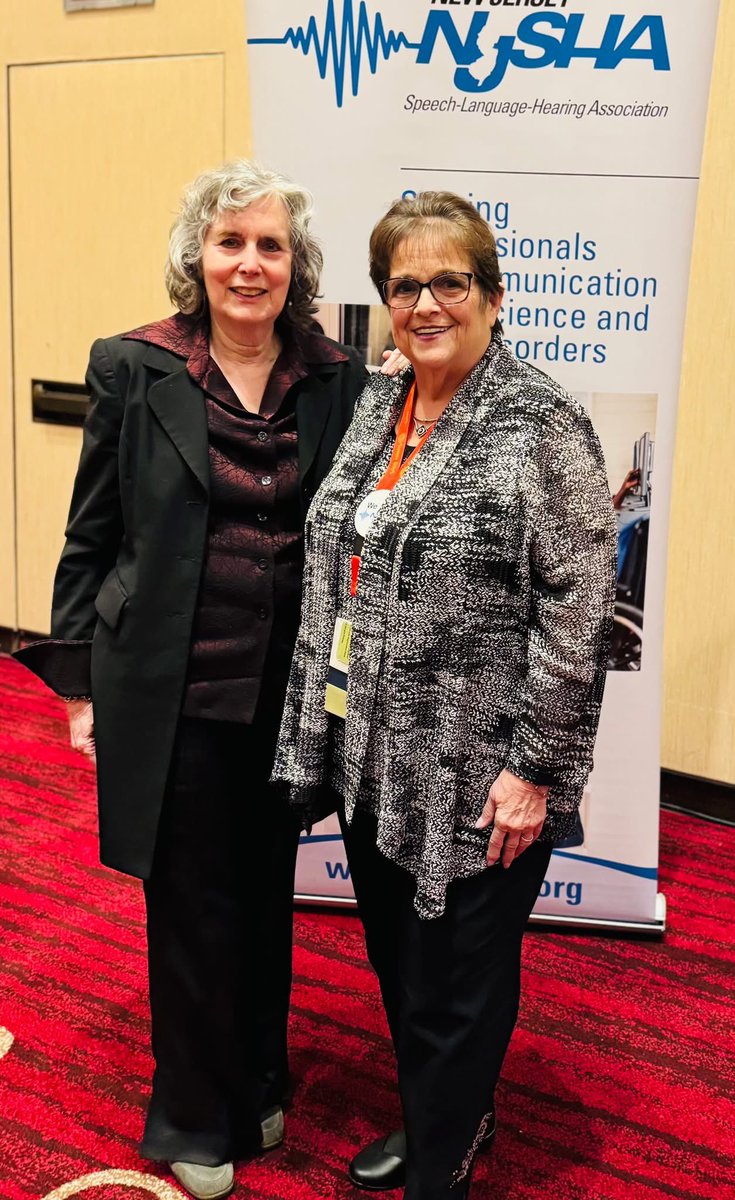 The convention honored long-time SAC member,  past SAC chair, and current SAC Legislative liaison, Robin Kanis. Her decades-long efforts and advocacy for school-based speech language pathology services were recognized with NJSHA’s Lifetime Achievement Award!