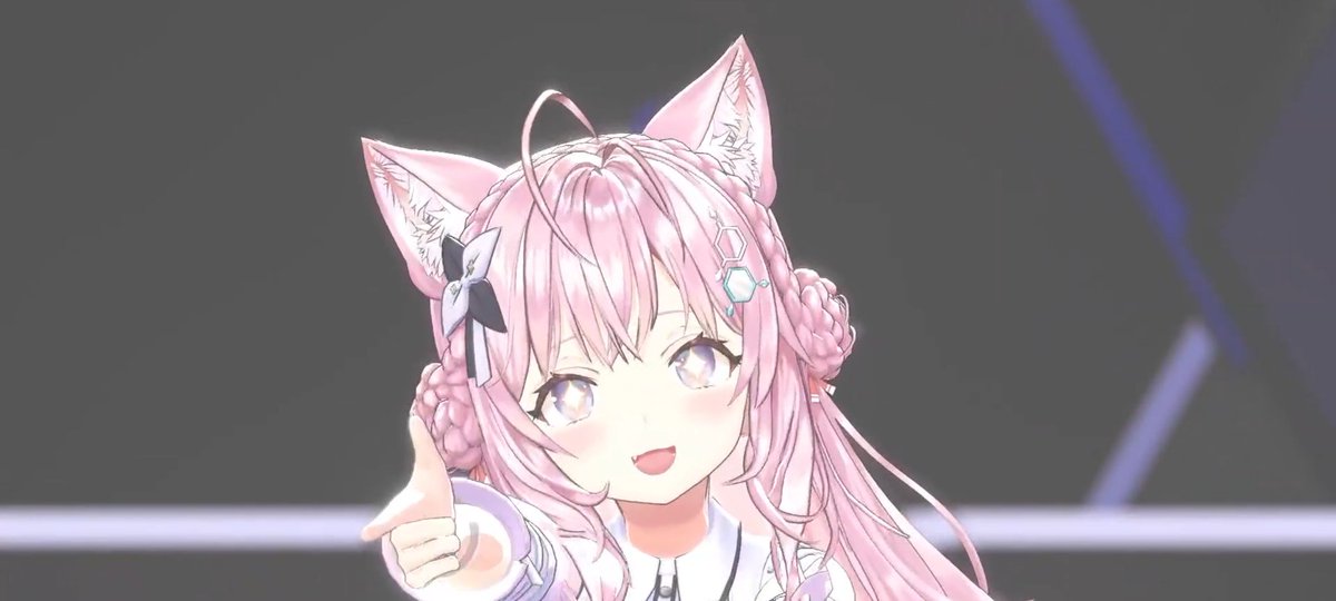 【hololive 6th fes color Rize Harmony No.3】
3曲目はこよちゃんの「シアワセ√コヨリニウム 」。
コールいっぱいでテンションは最高になってましたね。表情豊かに駆け回る姿がメチャ可愛かった！
><の目が個人的に最高でした！
実験だ！
#博衣こより
#hololivefesEXPO25
#hololivefesEXPO25_DAY1