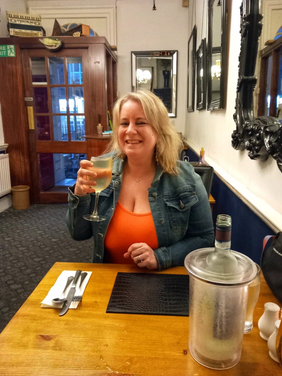 We very much enjoyed our date night on Saturday..lots of wine, good food and laughing my head off (not literally 🤣🤣)

#Saturday #date night #poole