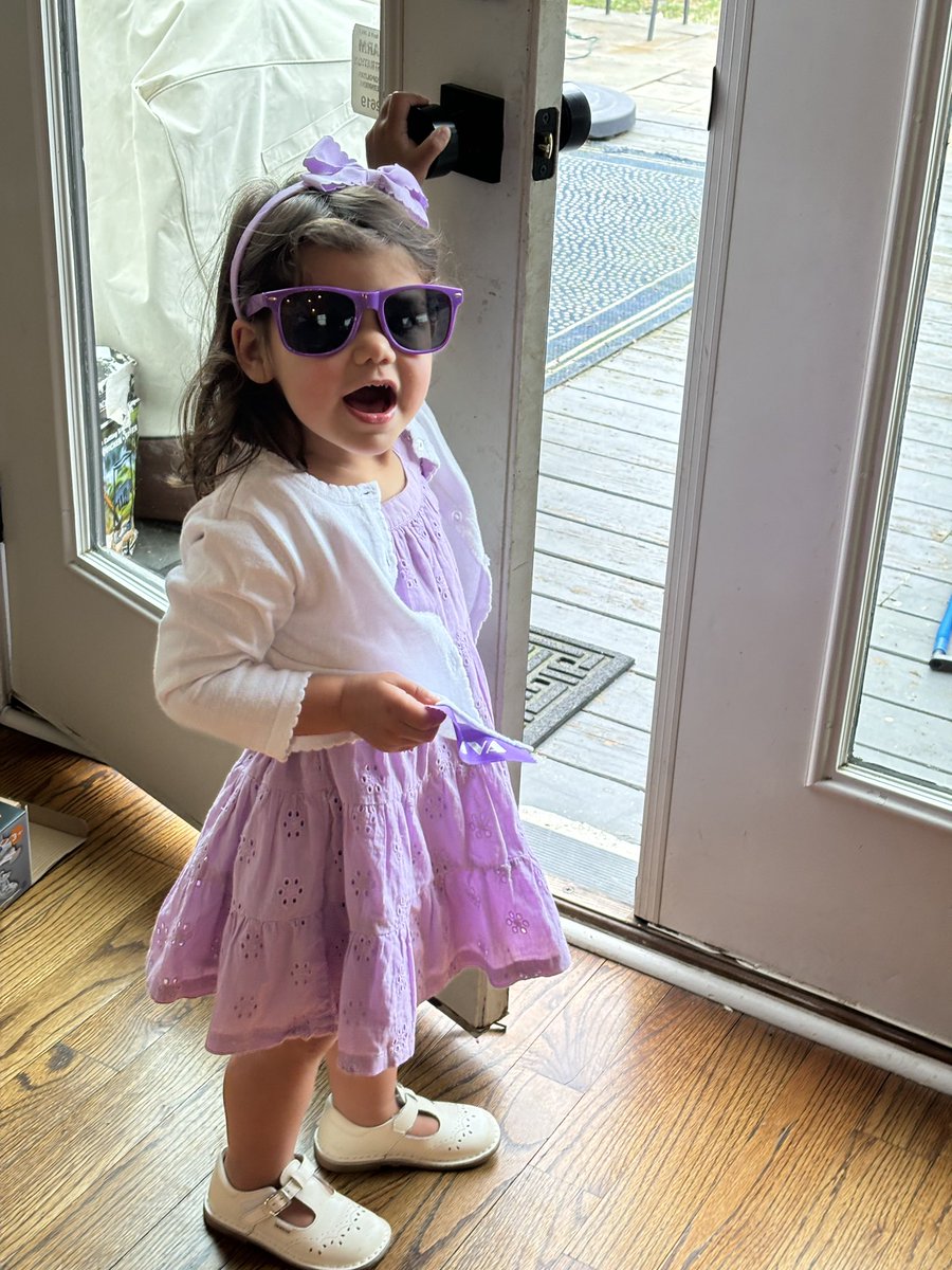 Varshana Gurusamy (@drvarshana) on Twitter photo Hard to see bc she literally would not stand still, but got my niece a very appropriate purple “DIVA” ribbon from <a href="/SIRspecialists/">Society of Interventional Radiology</a> #SIR25NASH Hard to see bc she literally would not stand still, but got my niece a very appropriate purple “DIVA” ribbon from <a href="/SIRspecialists/">Society of Interventional Radiology</a> #SIR25NASH