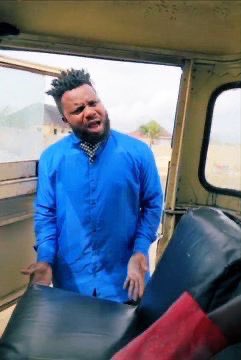 Ebukamachala's tweet photo. Some traders are very funny o…
I bought a rechargeable fan from you and you are telling me to charge it for 16 hours before using it. If I had 16 hours of electricity would I have bought that fan from you??? https://t.co/ckQ4Wb7UPx