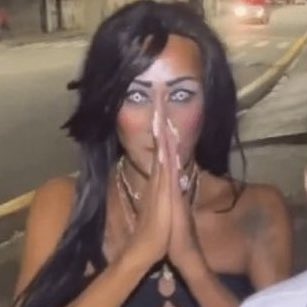 7meloncake's tweet image. Preciso me cuidar urgentemente
Nunca me senti tão feio mds, FEIO