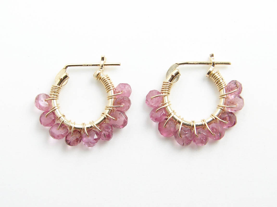 JewelryByMikako's tweet image. October Birthday ~ Small Tourmaline Hoop Earrings ~ 14K GF Hoop Earrings ~ Faceted Pink Tourmaline Earrings ~ Simple Modern Jewelry tuppu.net/f572cb85  #SmallHoop