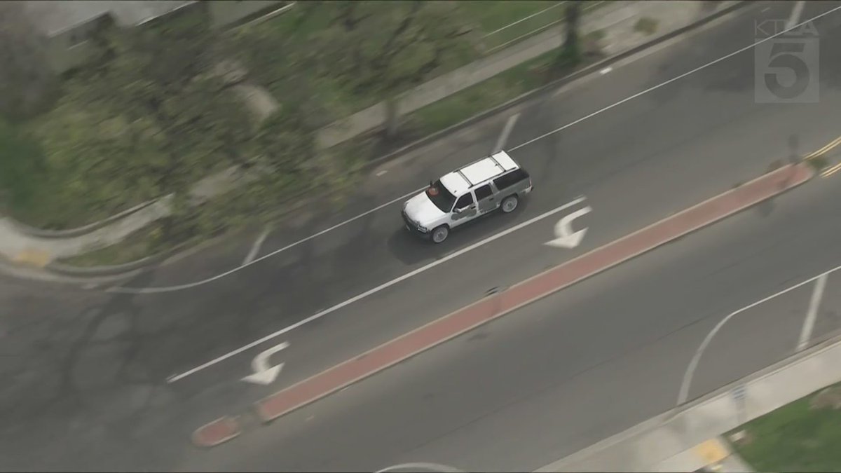 KTLA tweet media
