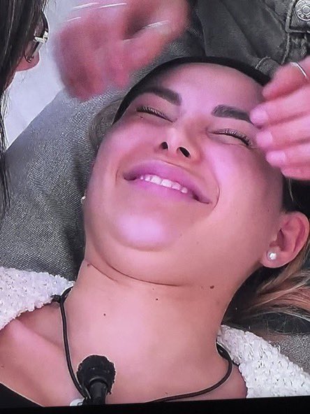 e finalmente fuori 🖕🏻#GrandeFratello