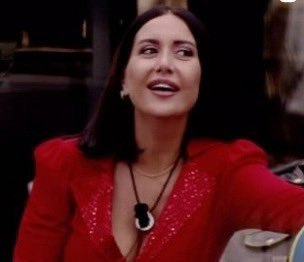 Abbiamo fatto pulizia.
Sono entrambe uscite e poi ritornate.
Nemiche e poi amiche.

Unite da un bollitore.
Finalmente una finale che meritiamo.
Jessica e Helena. 

#grandefratello #morline #helevier #morline #tommavi