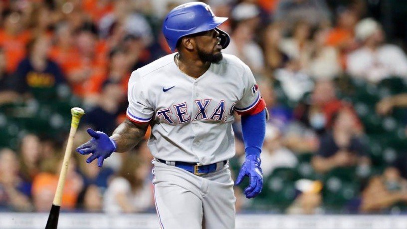 A 113.6 MPH salió disparado el doblete de Adolis García ante #ATOBTTR .Estamos viendo la mejor versión del cubano desde la postemporada 2023.

Exhibe línea ofensiva de .385/.500/1.077/1.577 (AVE/OBP/SLG/OPS).

VB: 13 H: 5 2B: 3 HR:2 CI:4 CA:2 BB: 2 K:0
🔥🔥🔥

#AllForTX