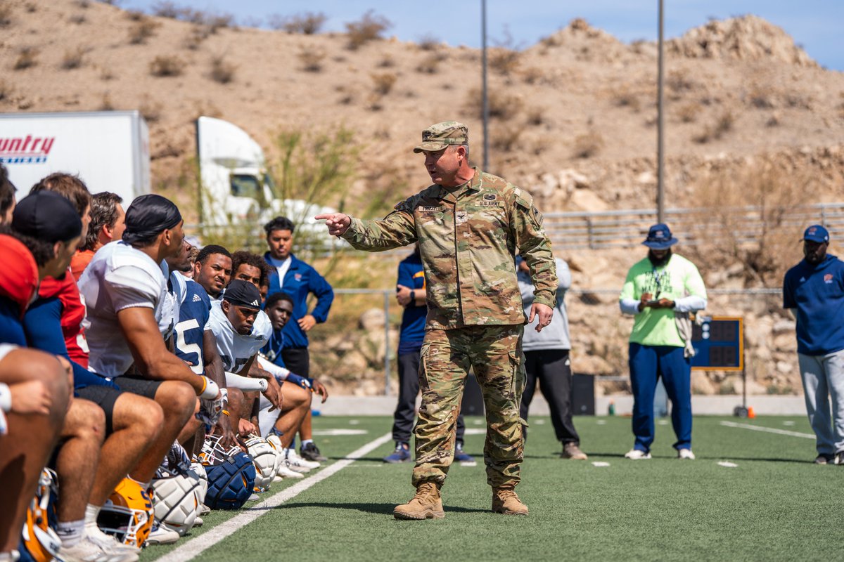 UTEPFB's tweet photo. Thank you to Ready First Brigade Commander, Bryan Frizzelle, for joining us at today's opportunity and speaking to the team about what it means to be a leader!

#PicksUp | #WinTheWest https://t.co/lcXy5yZLeO