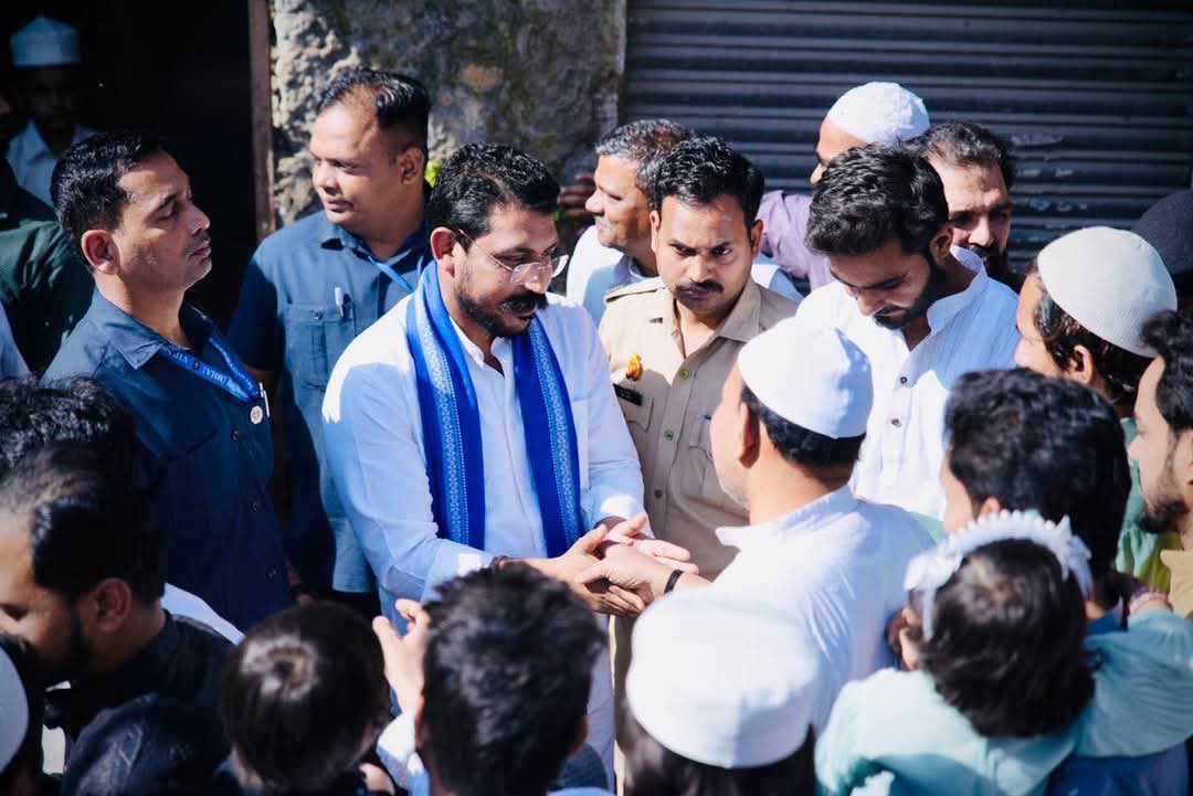 Adv. AliyaSiddiqui (@aliyasiddiqui__) on Twitter photo देश का नगीना नगीना में, ईद-उल-फितर की दिली मुबारकबाद!
#EidMubarak
#EidMubarak2025
#Naginaloksabha
<a href="/BhimArmyChief/">Chandra Shekhar Aazad</a> देश का नगीना नगीना में, ईद-उल-फितर की दिली मुबारकबाद!
#EidMubarak
#EidMubarak2025
#Naginaloksabha
<a href="/BhimArmyChief/">Chandra Shekhar Aazad</a>