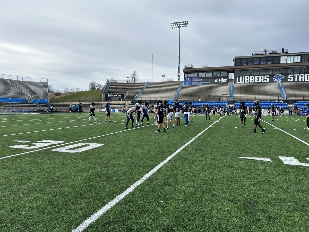 GVSU Football tweet media