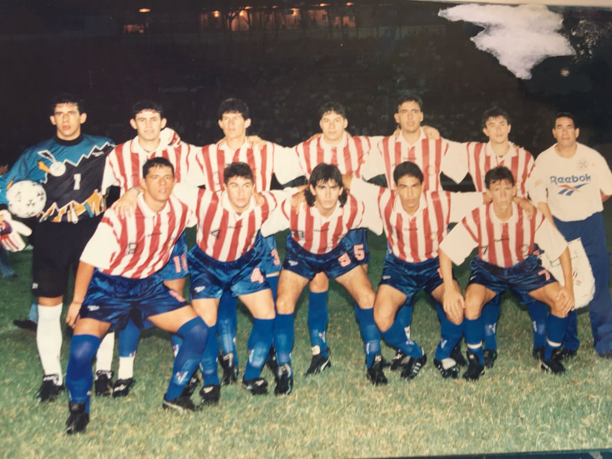 Torneo Peolímpico sub23 1996
En imagen
Selección Paraguaya
Arriba: Danilo Aceval, Vergilio Ferreira, Carlos Paraguari, Arnaldo Espinola, Pedro Sarabia, Julio Cesar Enciso.
Abajo: Hector Blanco, Panfilo Ramirez, Richart Báez, José Ortíz, Carlos Cecilio Estigarribia.
