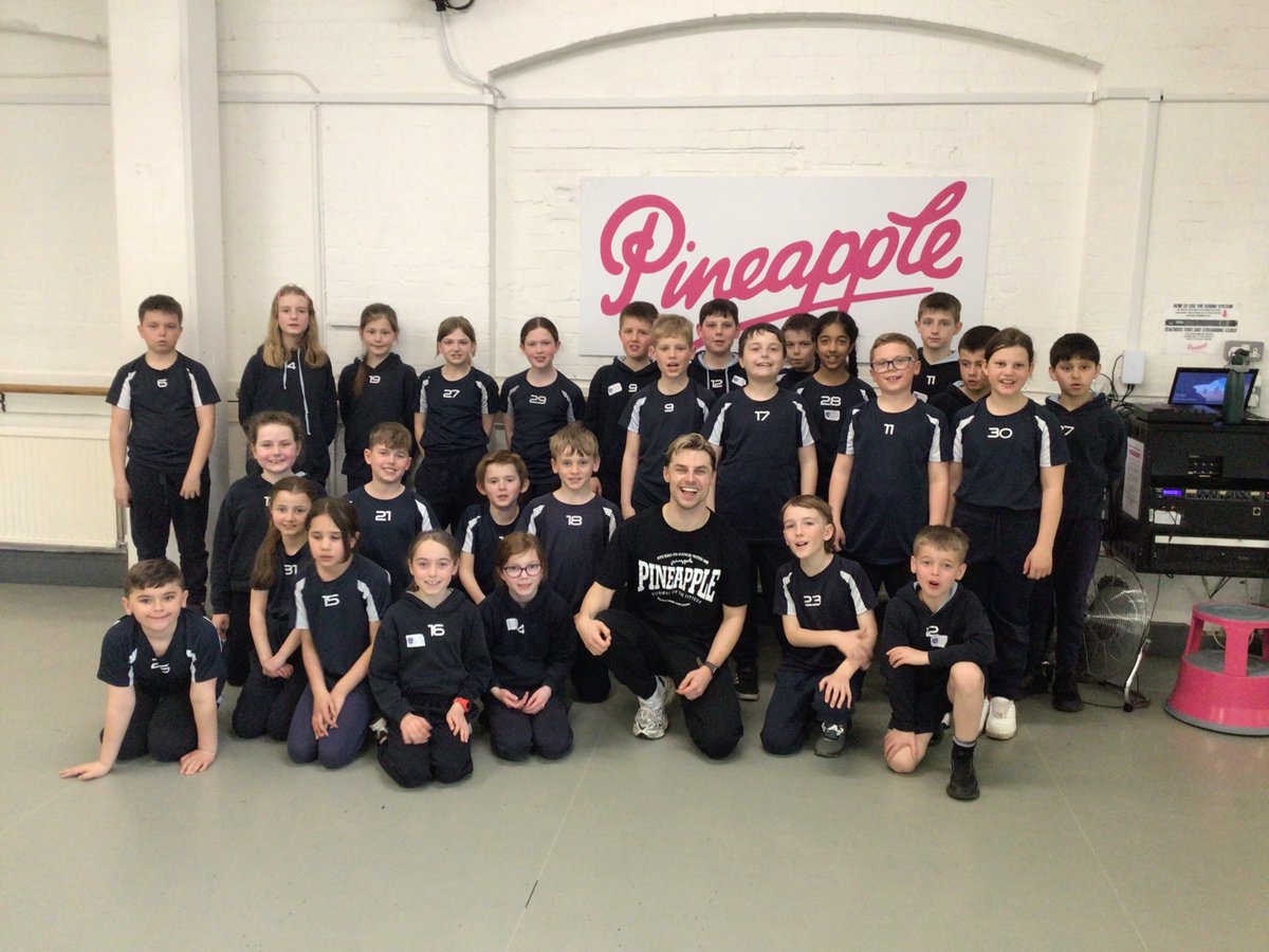 Manor Way Primary Academy (@manorwayprimary) on Twitter photo 🪩⭐️ Some of our Key Stage 2 pupils had a fabulous day in London last week! They really enjoyed the dance workshop at Pineapple Dance Studios and watching Matilda live on the West End. #WATpersonalpotential #WATWestEndStars ⭐️🪩 <a href="/WinAcadTrust/">Windsor Academy Trust</a> 🪩⭐️ Some of our Key Stage 2 pupils had a fabulous day in London last week! They really enjoyed the dance workshop at Pineapple Dance Studios and watching Matilda live on the West End. #WATpersonalpotential #WATWestEndStars ⭐️🪩 <a href="/WinAcadTrust/">Windsor Academy Trust</a>