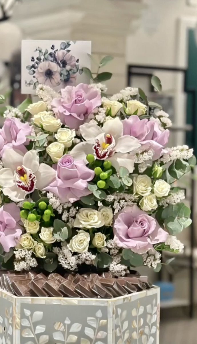 ،،

أشوفكم على خير يـاارفاااااق💜

فمان الله 🎈

 #عاد_عيدك_حبيبي