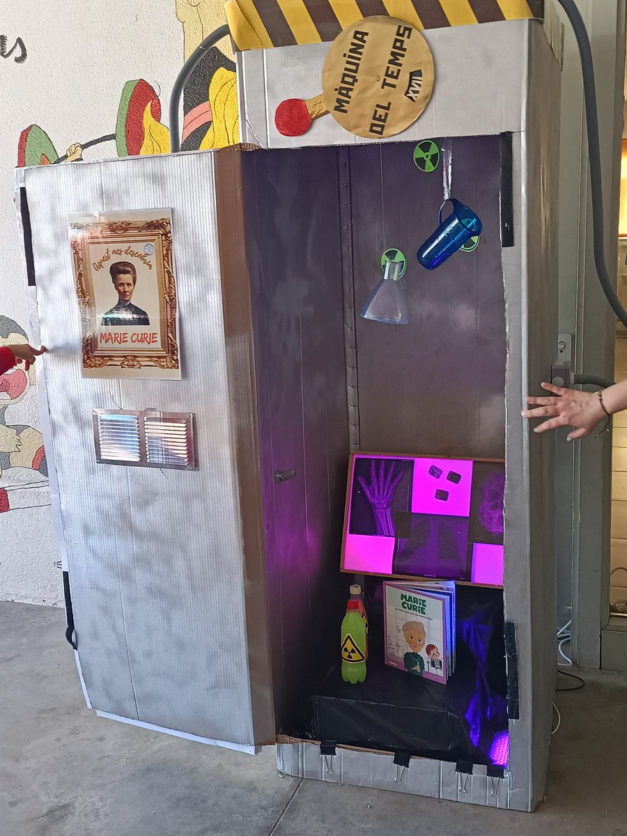 Avui l'alarma de la màquina del temps ha tornat a sonar, i dins hem trobat la sorpresa d'una nova científica que investigarem durant el mes d'abril: Marie Curie, polonesa reconeguda com una dels més grans físiques i químiques. #STEAMcat <a href="/lorenapv1/">lorena pv</a> <a href="/Esther_Pint/">Esther Pintó</a>