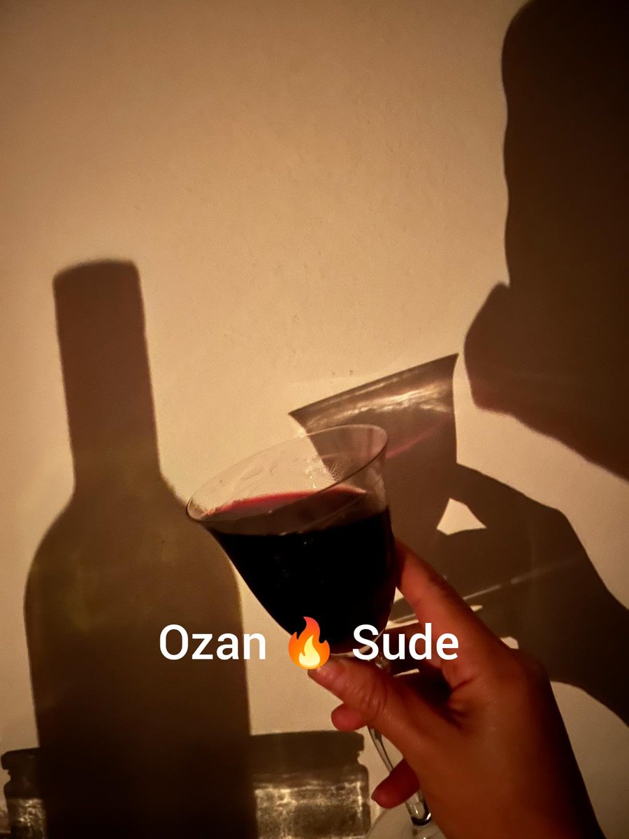 Bugünkü konumuz "şarap ve seks" ... 
Cevaplar yoruma
* Şarap gerçekten bir sosyal kaydırıcımıdır?
* Şarap kadın libidosunu artırır mı?