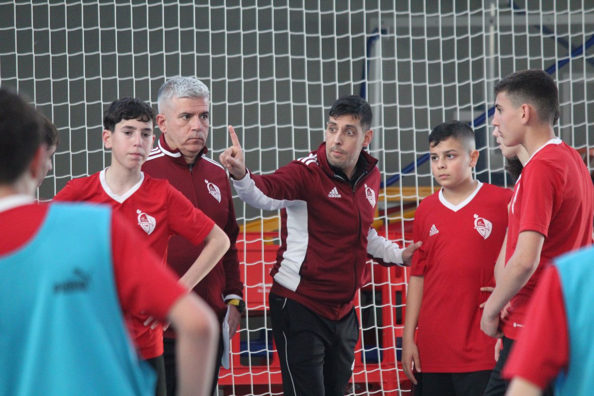 🛡️ Último entrenamiento antes de poner rumbo a tierras gerundenses 🚌

Máxima ilusión y confianza en estos chavales 🤜🏻🤛🏻

#somosCLM | #genCLM