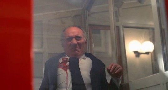 funimag's tweet photo. Aujourd'hui 31/3/2025 disparition d'Yves Boisset réalisateur du film "Espion lève toi" (1983) dans lequel Lino Ventura tue Michel Piccoli dans le funiculaire Polybahn de Zürich  🇨🇭 🚞 🔫 🎬 🙏
#YvesBoisset #MichelPiccoli #Polybahn #funicular #LinoVentura #EspionLèveToi #cinéma https://t.co/f5Dpdz0Yec