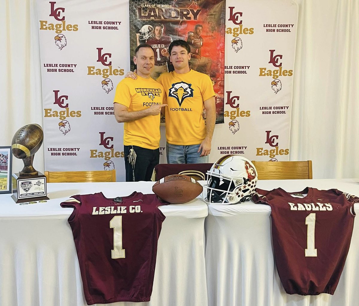 LandryCollett's tweet image. Congratulations, Landry on signing to play football at Morehead State!! @landry_collett @WYMT @DDSportsNetwork @NateInSports @KYHighFootball @MSUEaglesFB @VaughtsView @CoachSouder