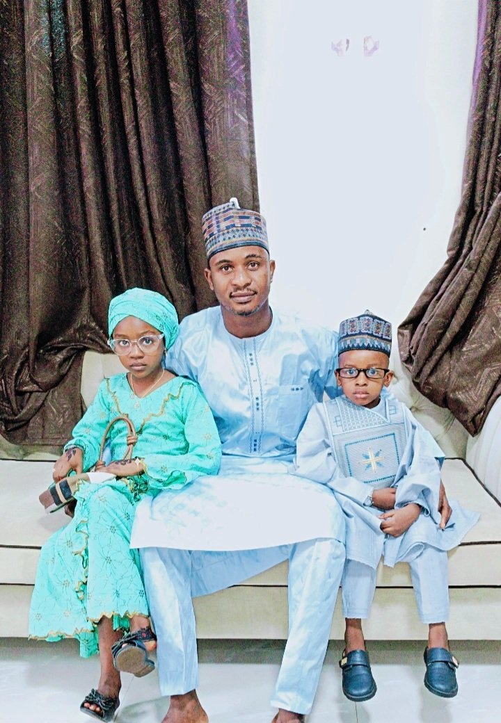 jabiregwa's tweet photo. Eid Mubarak from me and my homies. https://t.co/CWvBexhvq6
