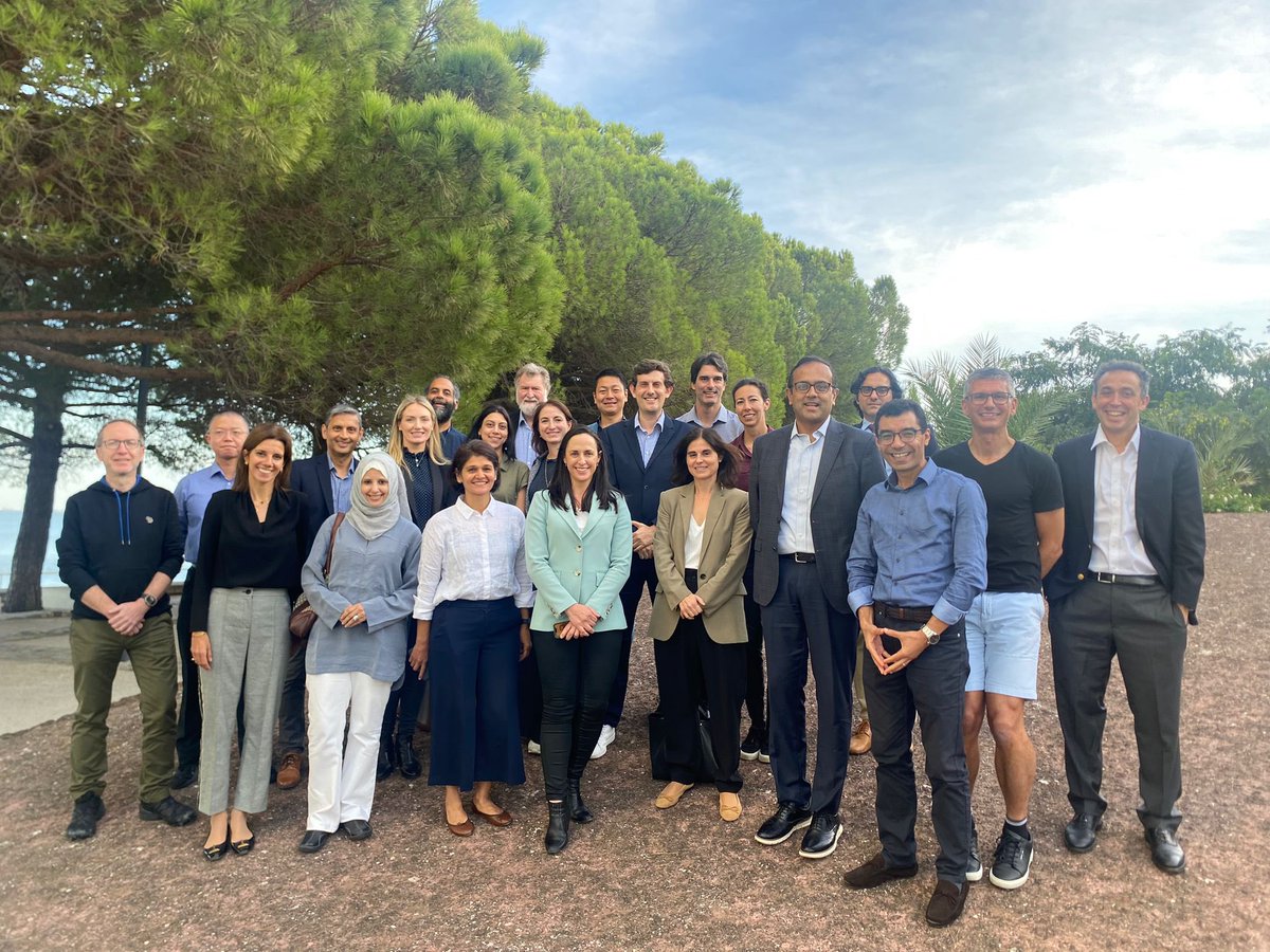 MIЯVΛƬ #IC (@mirvatalasnag) on Twitter photo After 2 years of deliberations the <a href="/TheLancet/">The Lancet</a> Commission for research on atherosclerosis calls for disruptive concepts beyond % stenosis & ischemia to early life interventions
<a href="/rallamee/">Rasha Al-Lamee</a> <a href="/DFCapodanno/">Davide Capodanno</a> <a href="/NievesGonzalo1/">Nieves Gonzalo</a> <a href="/jasonwasfy/">Jason H. Wasfy, M.D.</a>
<a href="/DrSarahjZaman/">A/Prof Sarah Zaman</a> <a href="/nickaram/">Nicole Karam, MD, PhD, FESC</a> <a href="/Timchico/">Tim Chico</a> <a href="/nadia_sutton/">Nadia Sutton</a> After 2 years of deliberations the <a href="/TheLancet/">The Lancet</a> Commission for research on atherosclerosis calls for disruptive concepts beyond % stenosis & ischemia to early life interventions
<a href="/rallamee/">Rasha Al-Lamee</a> <a href="/DFCapodanno/">Davide Capodanno</a> <a href="/NievesGonzalo1/">Nieves Gonzalo</a> <a href="/jasonwasfy/">Jason H. Wasfy, M.D.</a>
<a href="/DrSarahjZaman/">A/Prof Sarah Zaman</a> <a href="/nickaram/">Nicole Karam, MD, PhD, FESC</a> <a href="/Timchico/">Tim Chico</a> <a href="/nadia_sutton/">Nadia Sutton</a>
