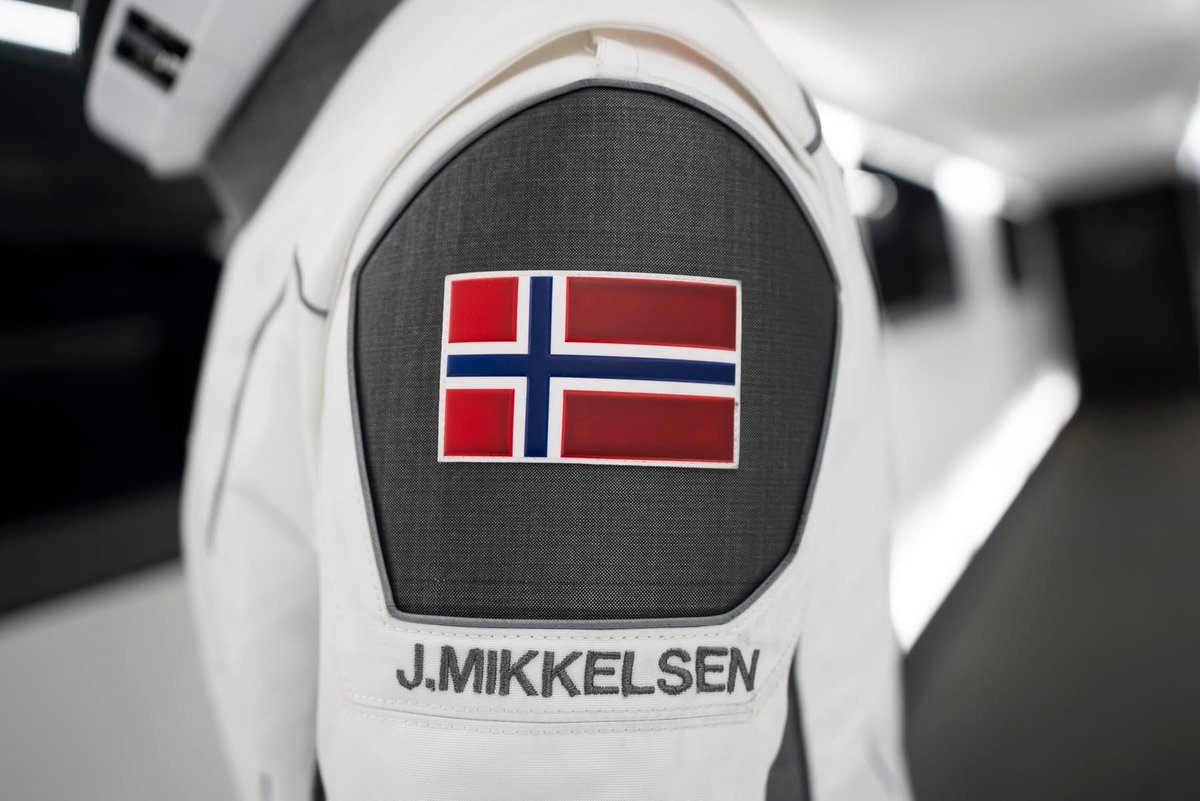 myreze's tweet photo. Our friend & soul-sister is going to space!!!
Not a dream. Not a movie. Real life.

@astro_jannicke  becomes the first Norwegian in space with @SpaceX Fram2—and I couldn’t be prouder.

We need fewer influencers. More heroes like her.
Trailblazers. Explorers. Role models.

Go Jannicke!
Watch live: https://t.co/ClQsbuptZ6
#SpaceX #NorwegianInSpace #JannickeMikkelsen #Fram2 #Myreze