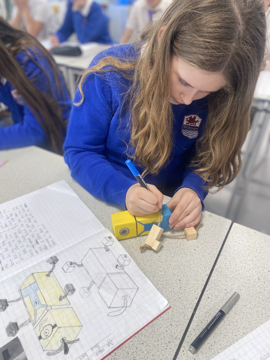 7Y3’s block bots are coming along &amp; are almost finished. Mrs Smith is super impressed with their creativity. Students have full creative control on how they want to decorate their block bot. Selecting a character or theme &amp; exploring it during the research &amp; design process ✏️📏