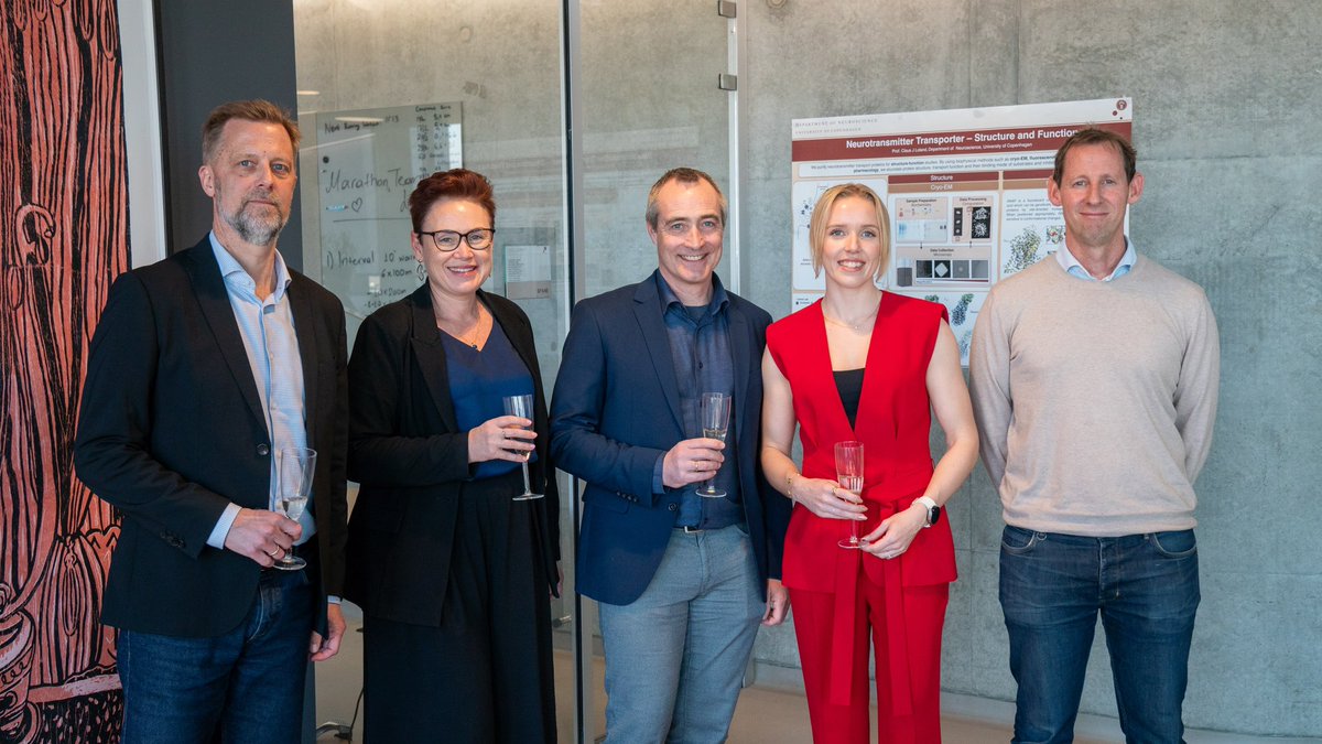 A shout out to Kristine Salomon, who now can call herself Dr Salomon after a brilliant PhD defense. Having two papers in <a href="/Nature/">nature</a>, one in <a href="/pnas/">pnas</a>, one in <a href="/natcomms/">Nature Communications</a> and two others, must be a pass. So well deserved. Thanks to Profs Ryan, Drew and Strømgaard for assessment.