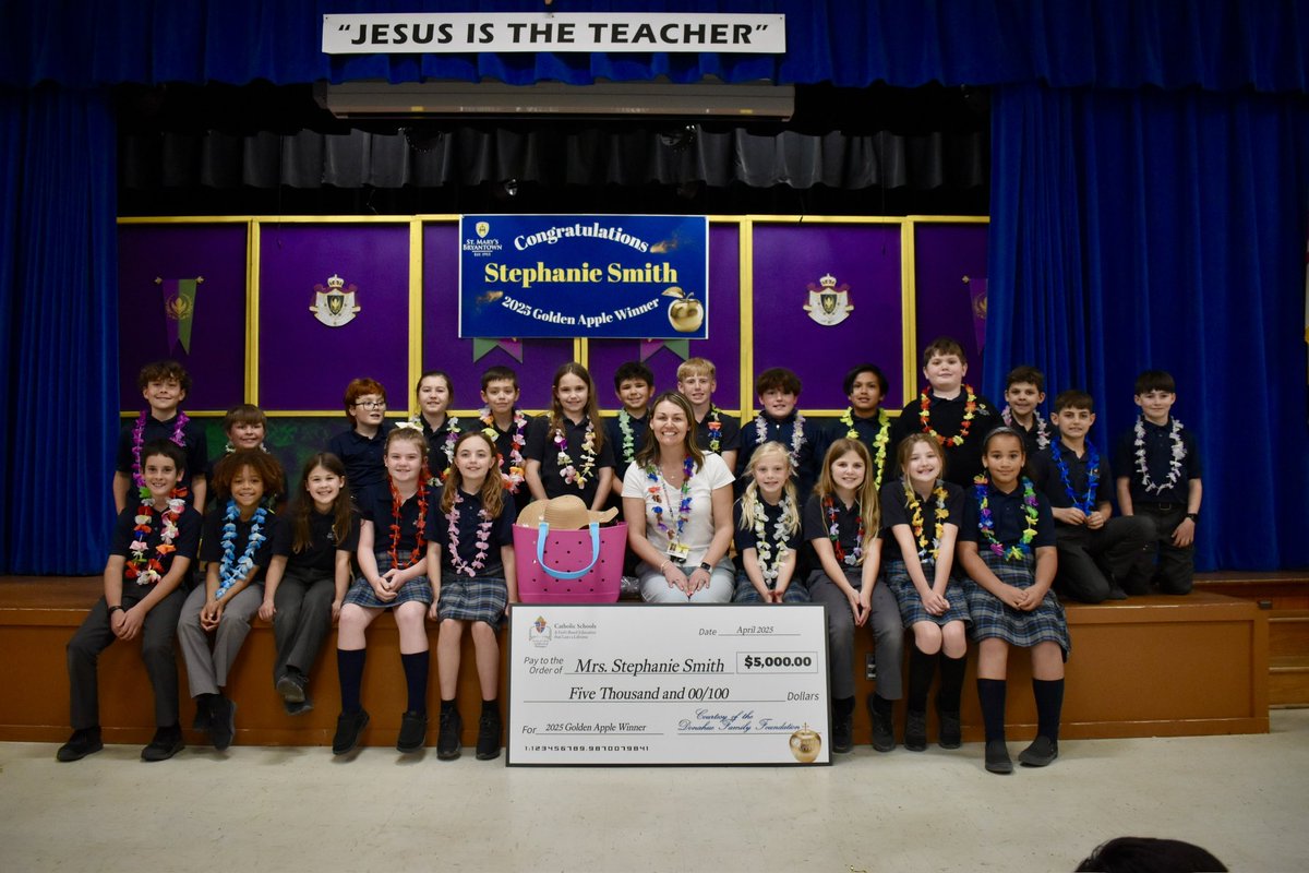 ADW Catholic Schools - Escuelas Católicas tweet media