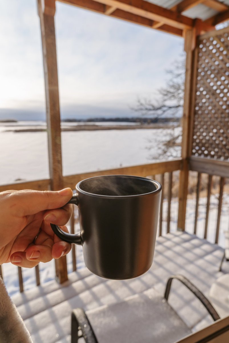 What a cozy escape... and just 25 minutes away from the City of Brandon! 
Nature's Hideaway is the perfect retreat; tucked away amongst the Brandon Hills and offering amazing views of water, wildlife and mature forest 🌲🦌 

📍 Treaty no. 2
📷 Travel Manitoba